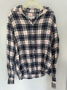 American Colors by Alex Lehr Navy, White, Red Plaid Long Sleeve Shirt Women’s Sm